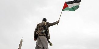 Thousands rally in Sanaa against Israel-Hamas war, Houthis threaten to expand their campaign