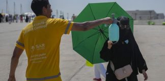 Hundreds die during Hajj pilgrimage in Saudi Arabia amid intense heat