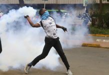 Kenya: Demonstrators blockade streets in rally against finance bill