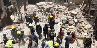 At least 8 killed in building collapse in Cairo At least 8 killed in building collapse in Cairo